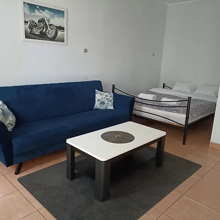 Апартаменти Sunny Glogowska A2 Targi